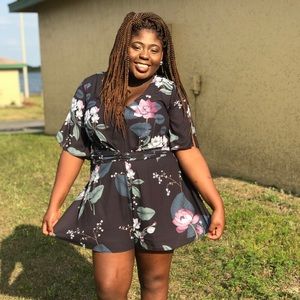 ❗️MOVING SALE ‼️ City Chic Playsuit